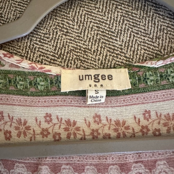 Umgee Tunic - Picture 3 of 4